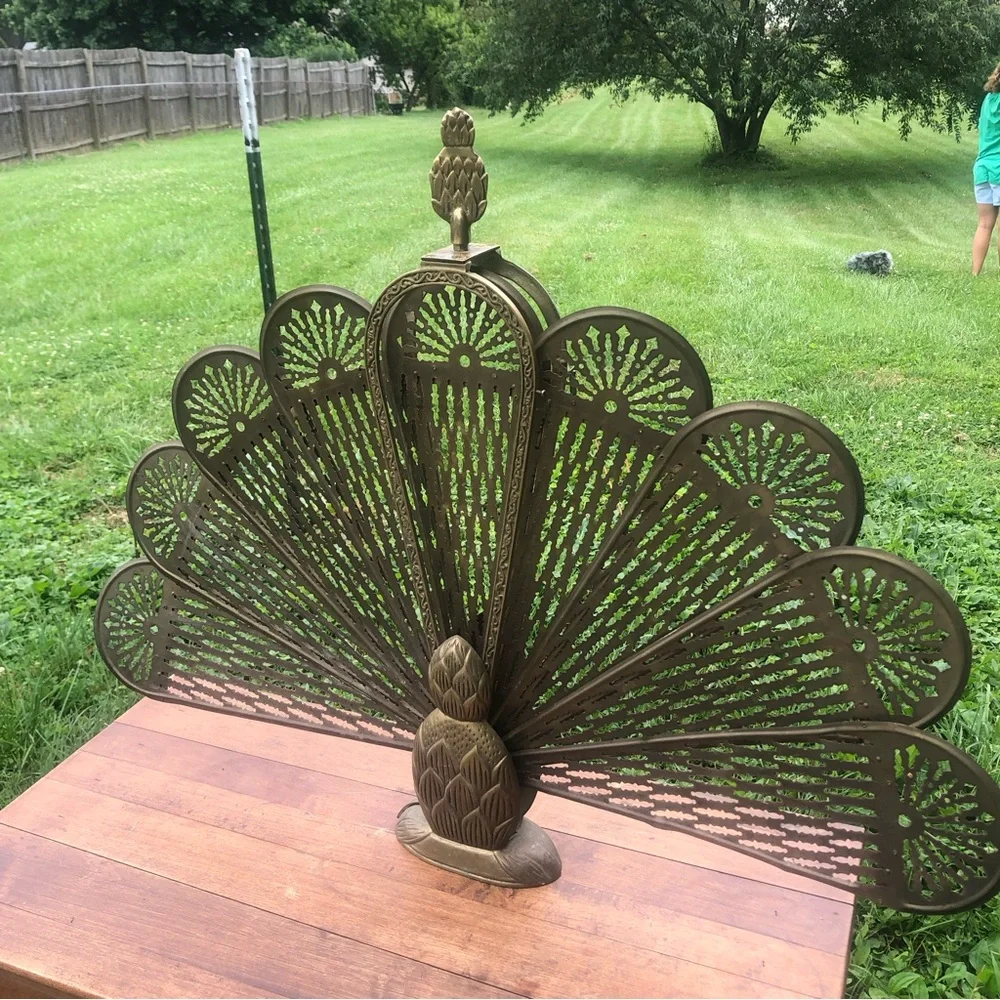 Vintage MCM Brass Fireplace Screen Pineapple - Picture 2 of 16